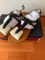 Buffalo Zehentrenner Sandalen Suede Schmucksteine schwarz 38 neu Düsseldorf - Eller Vorschau