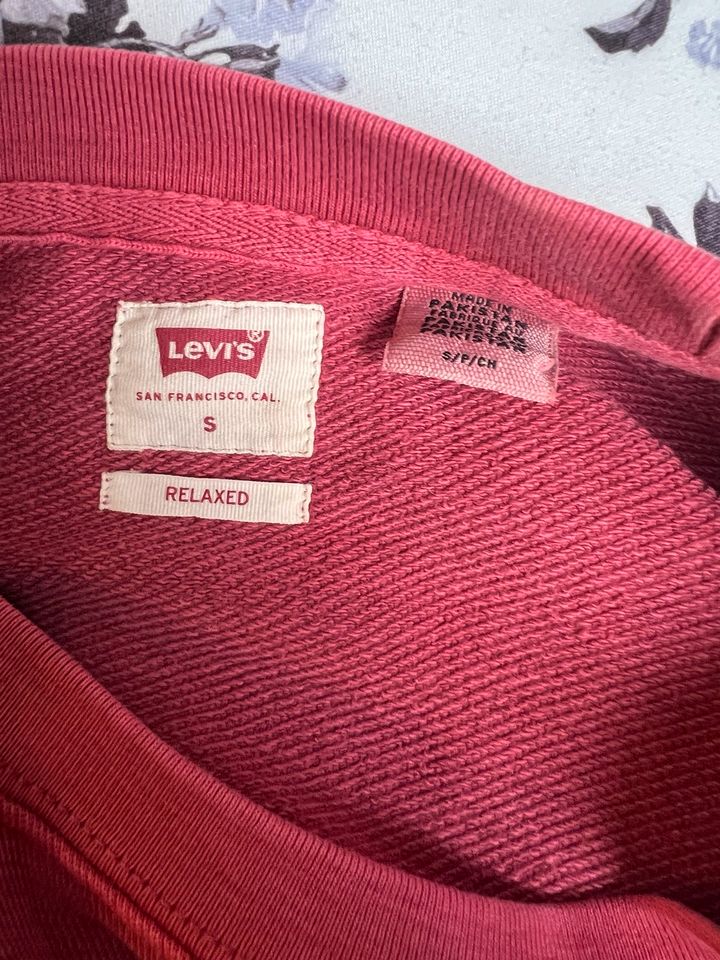 Levi's Pullover Gr S pink relaxed oversized in Kiefersfelden