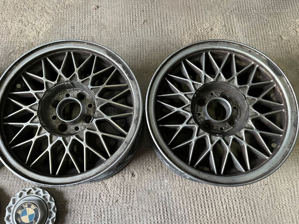 4x BMW E30 Kreuzspeichen Alufelgen 6,5x14 ET30 KBA 41017 BBS ALU in Trebsen