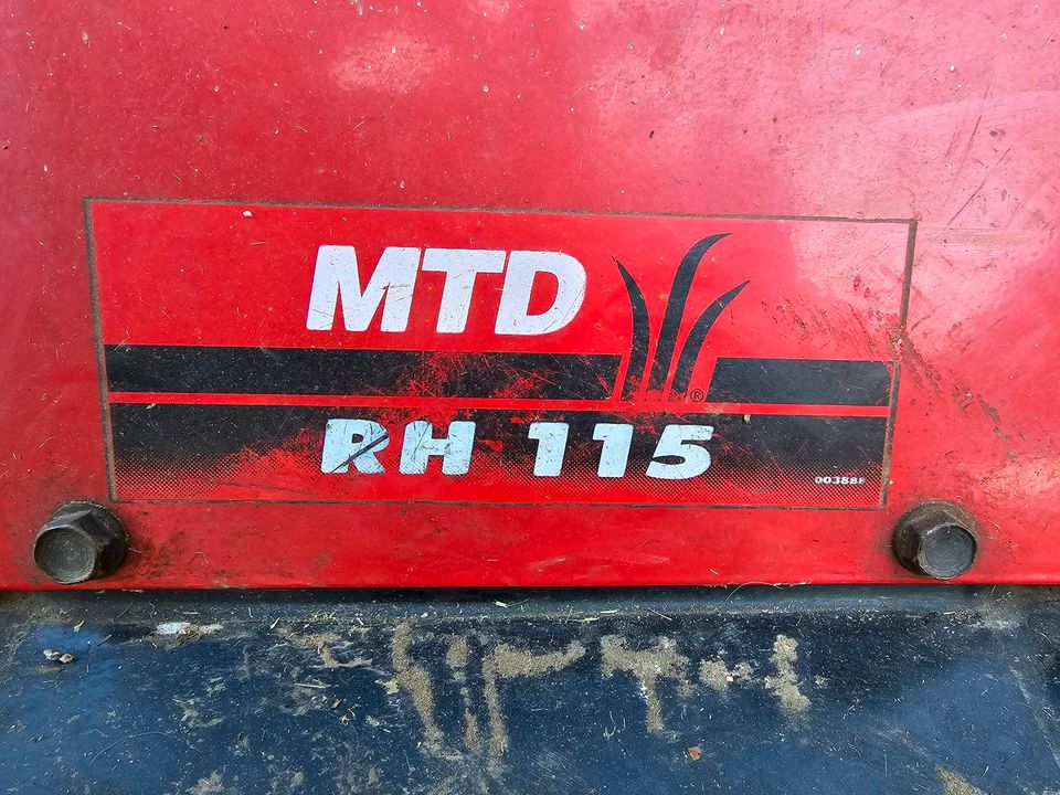 Rasenmäher Traktor MTD RH 115 in Bibertal