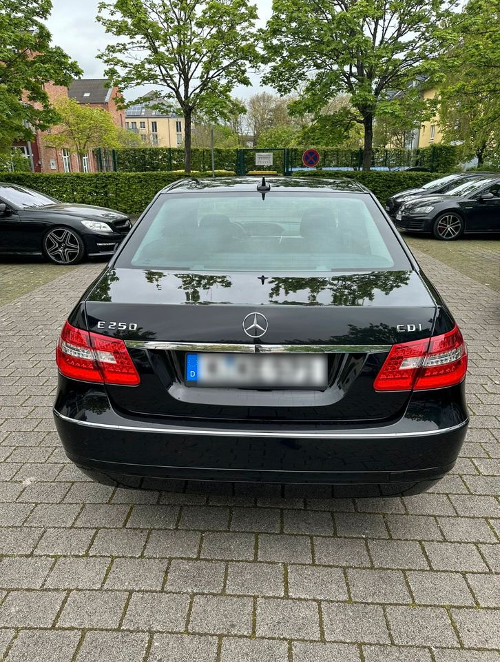 Mercedes   E250 Cdi in Köln