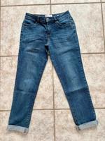 Damen Straight Jeans Mid Waist Blau Bon Prix Gr. 38 Kurz wie neu Hessen - Gründau Vorschau