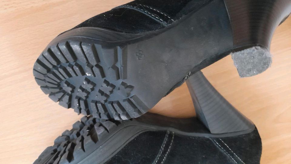 Tamaris Damen High Heel Winter Schuhe, kostenloser Versand! in Bielefeld