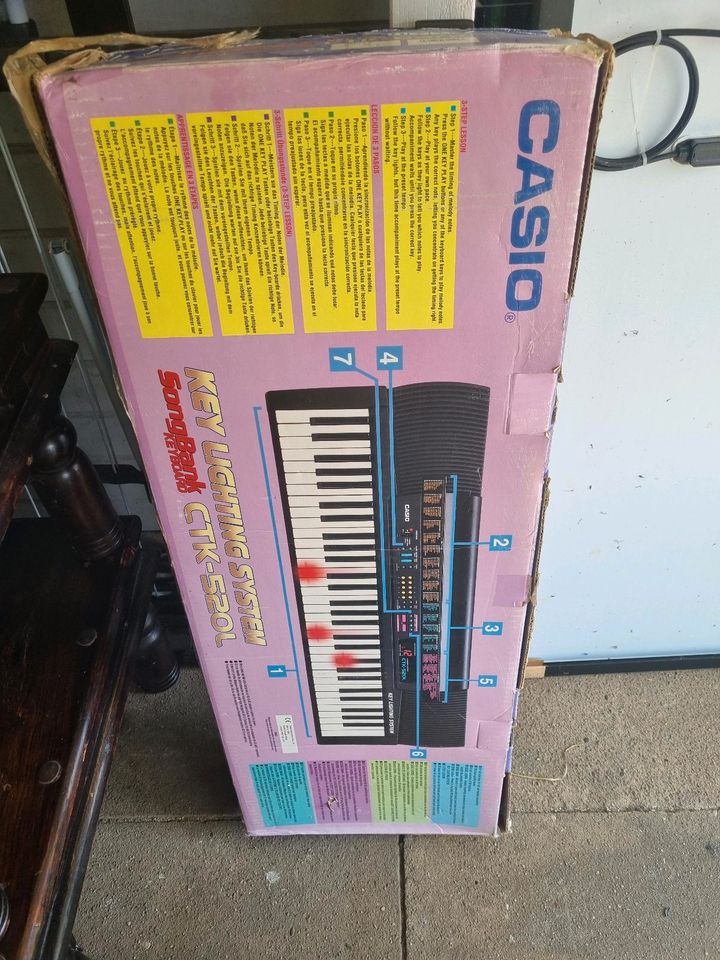 Casio Keyboard in Bergkamen