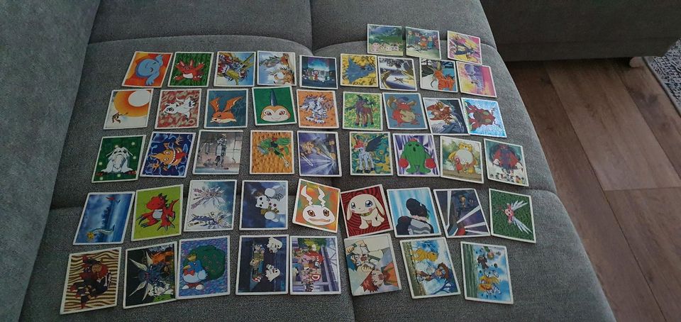 Panini Digimon Sticker GLITZER HOLO in Ransbach-Baumbach