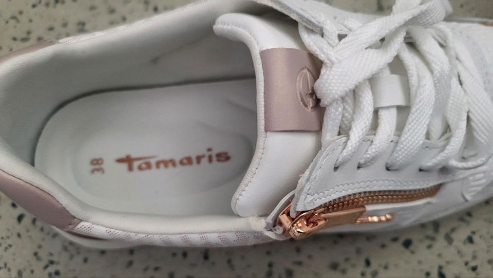 Sneaker weiß von Tamaris Gr. 38 in Hamburg