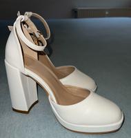 Weiße Damen Schuhe mit Absatz Baden-Württemberg - Trossingen Vorschau