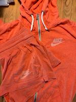 Nike Jacke Hose kurz Niedersachsen - Bispingen Vorschau