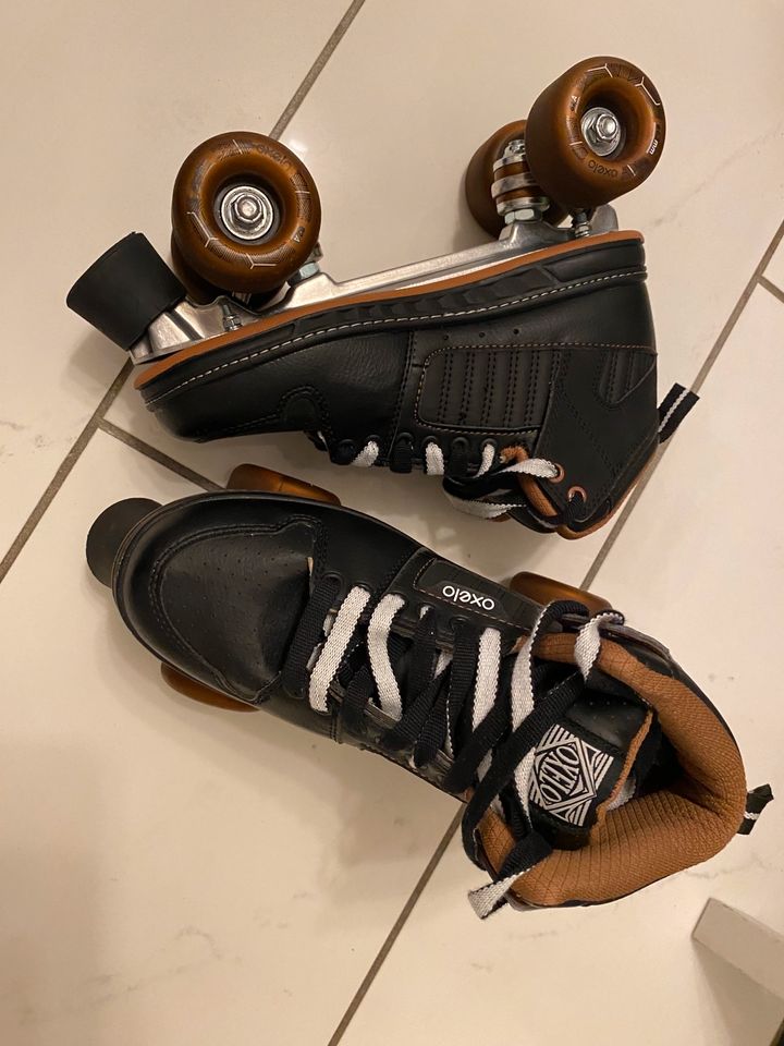 Rollerskates Rollschuhe mit Aluminiumschiene Gr. 40 - Neuwertig in Erkelenz