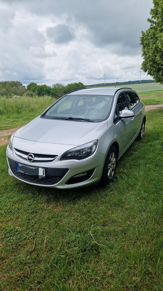 Opel Astra Sp. T. 1.6 CDTI eco Style 81 S/S 97g Style in Kirchhain
