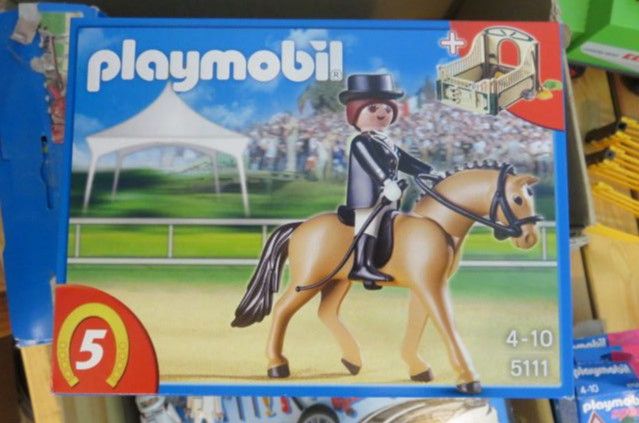 3x Playmobil 5109 5110 5111 Pferde + Dressurreiterin in Gütersloh