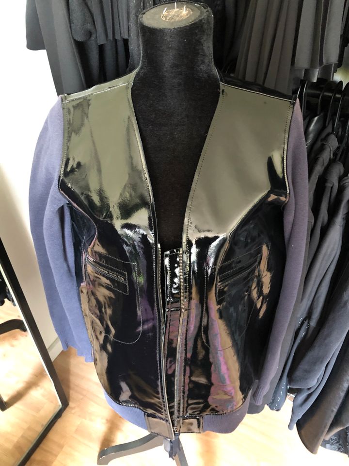 Coole Lackjacke Designerjacke H&M x Marni in Elmshorn