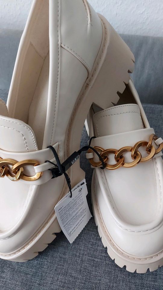 Zara NEU 42 Halbschuh Mokkasins Loafer Sneaker Schuhe Laufschuhe in Hamburg