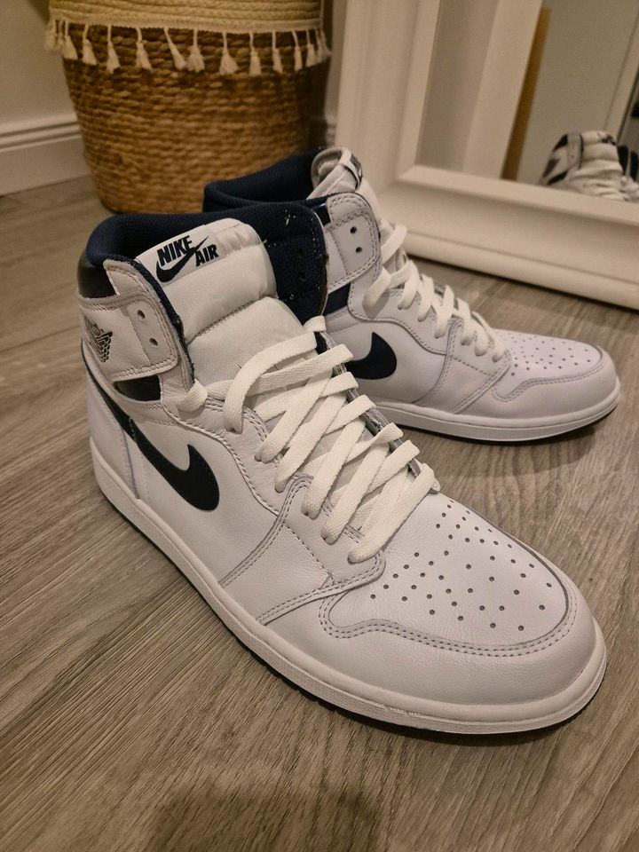 2016 Air Jordan 1 Retro High OG 'Metallic Navy' in Hamburg