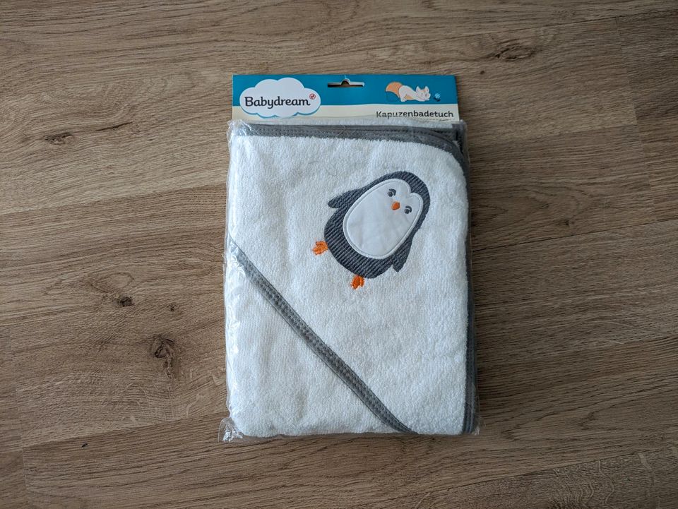 BABYDREAM OVP Kapuzenhandtuch Badetuch Baby 80x80 Pinguin in Verden