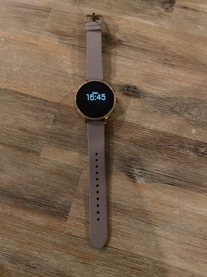 Fossil Smart Watch in Dresden