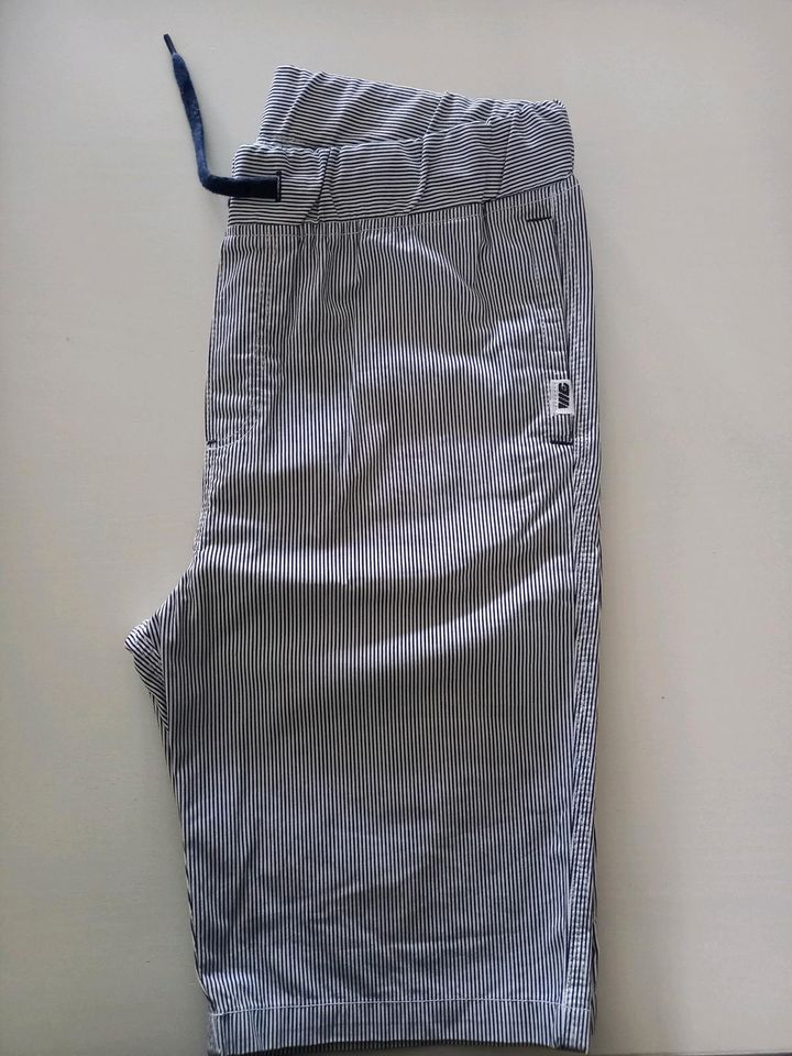 Shorts Gr. 164 H&M in Weil am Rhein