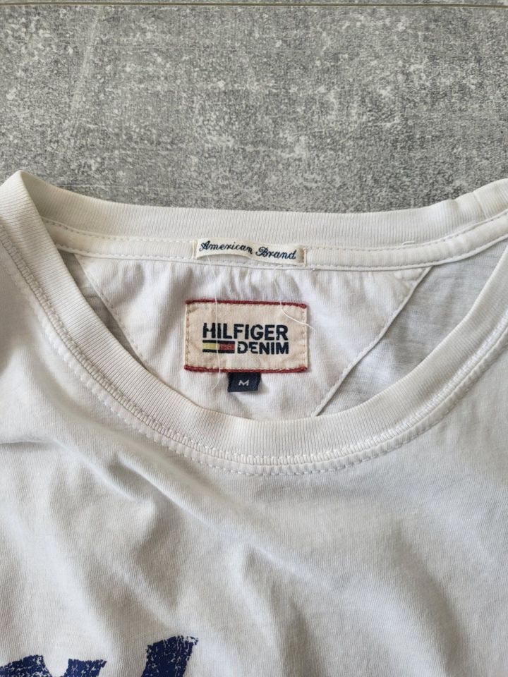 Tommy Hilfiger Shirt Gr. M in Freital