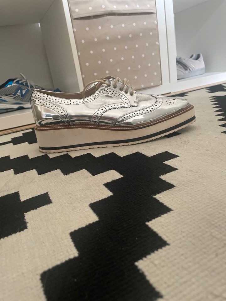 Zara Women Loafer Silver in Saarbrücken