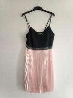 Jake's Gr.L  Abendkleid rosa/schwarz Frankfurt am Main - Niederursel Vorschau