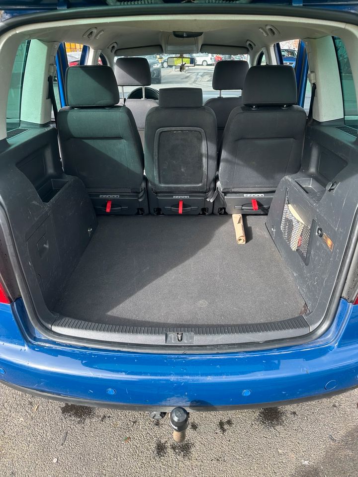 VW Touran 1.9 TDI in Fuldatal