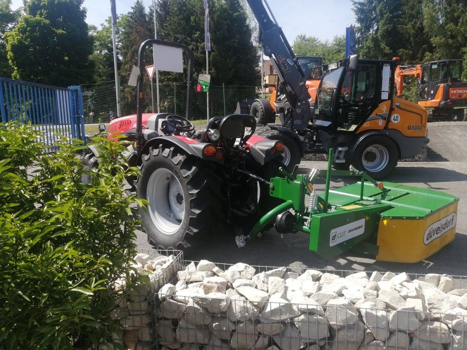 McCormick X2.055 ROPS Kleintraktor Schlepper in Ottweiler