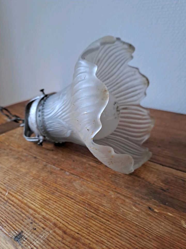 Lampe Hängelampe aus Glas vintage, nostalgisch in Hamburg