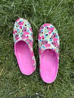 Crocs blumig Hessen - Gießen Vorschau