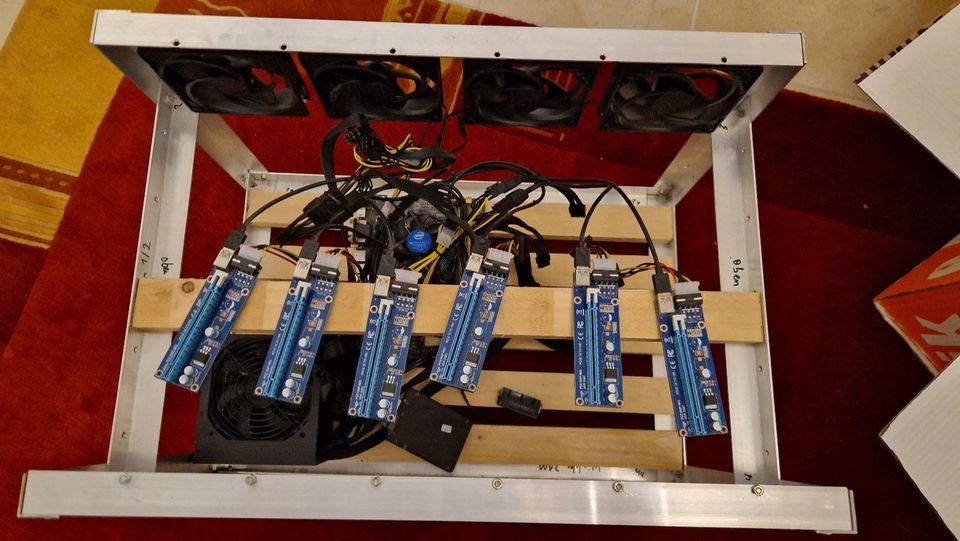 2x Crypto Mining RIG ohne Grafikkarten zu verkaufen in Wolfsburg