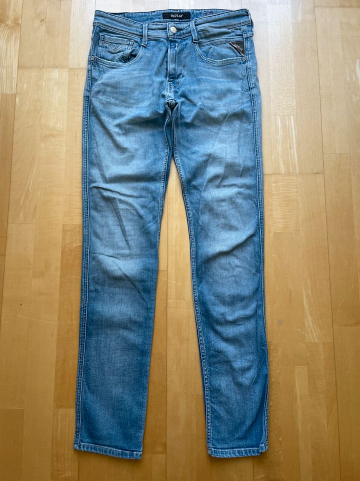 Replay Jeans Anbass Größe 30/34 in Dachau