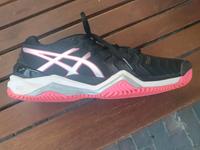Tennisschuh Asics Damen Größe 39,5 Niedersachsen - Wilhelmshaven Vorschau