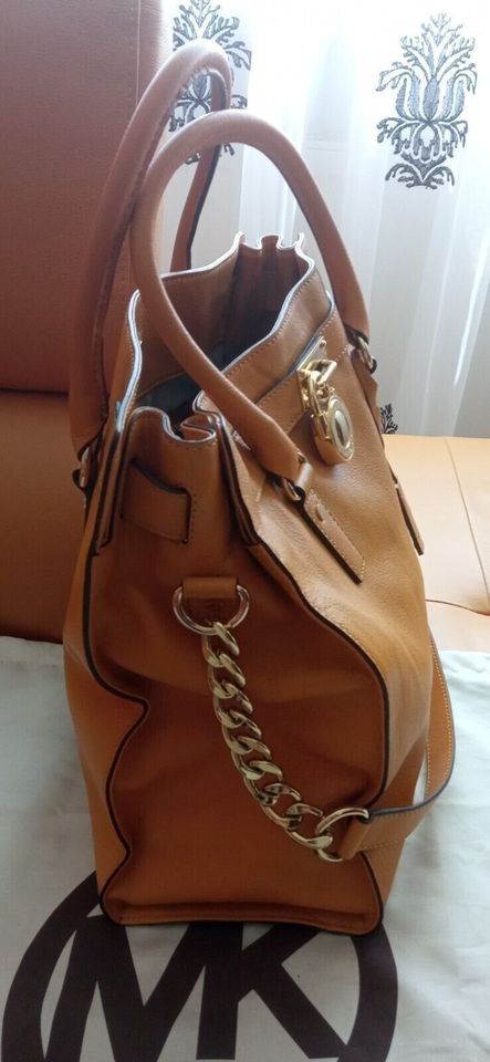 Michael Kors Damen Handtasche in Heilbronn