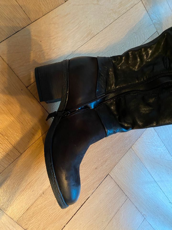 MJUS Overknee Stiefel Gr. 41 Schwarz Echtleder Neu OVP in Berlin