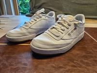 REEBOK Sneaker Gr. 39 weiß Top Zustand Bayern - Pielenhofen Vorschau