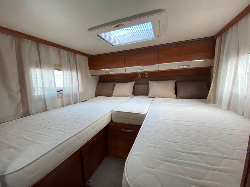 Adria Coral S 670 SL, Längsbetten, Solar, Dusche, Navi, Klima in Overath