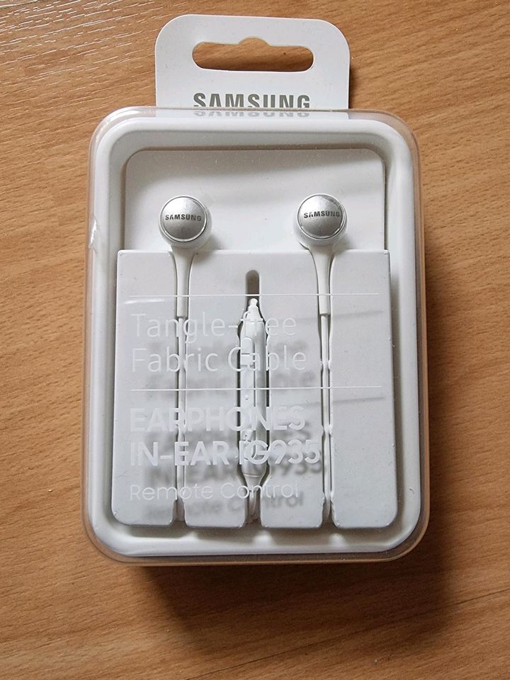 Samsung Kopfhörer In-Ear in Aspach