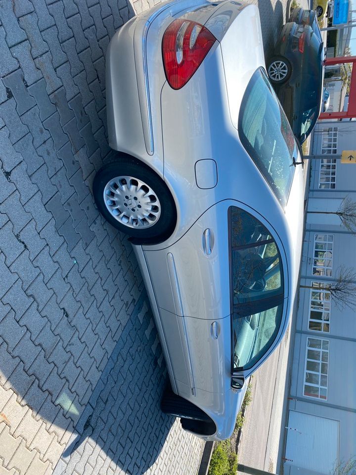 Mercedes  E-Klasse W211 2,7 CDI in Ingolstadt