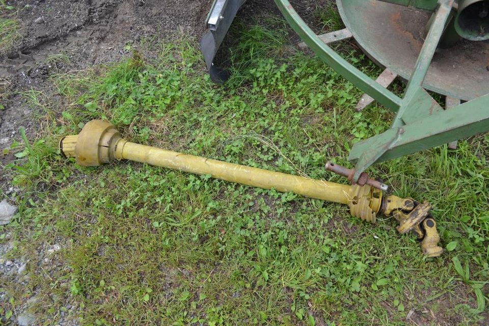 Fliegl Siloverteiler Futterverteiler mit Zapfwelle in Burgrieden