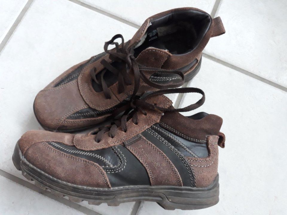 braune Schuhe von Landrover Größe 43 in Störnstein