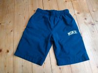 Sport shorts jogging Nike dunkelblau Gr. S 134/140 Sachsen - Tharandt Vorschau