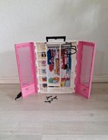 Barbie Kleiderschrank Hessen - Wiesbaden Vorschau