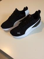 Puma Schuhe 35,5 Nr neu Bremen - Huchting Vorschau