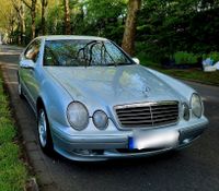 Auto CLK Mercedes Benzin 200 kompressor Nordrhein-Westfalen - Oberhausen Vorschau