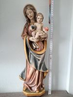 geschnitzte und bemalte Marienfigur mit Kind (Wandmadonna) Bayern - Welden Vorschau