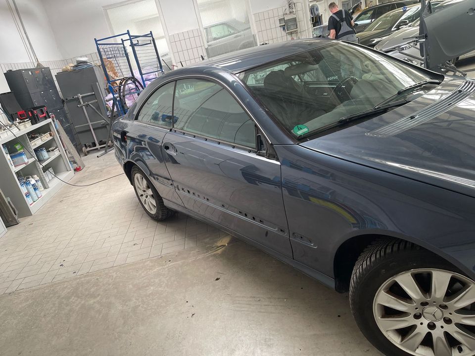 Mercedes Benz CLK 220 Coupé Elegance in Hagen