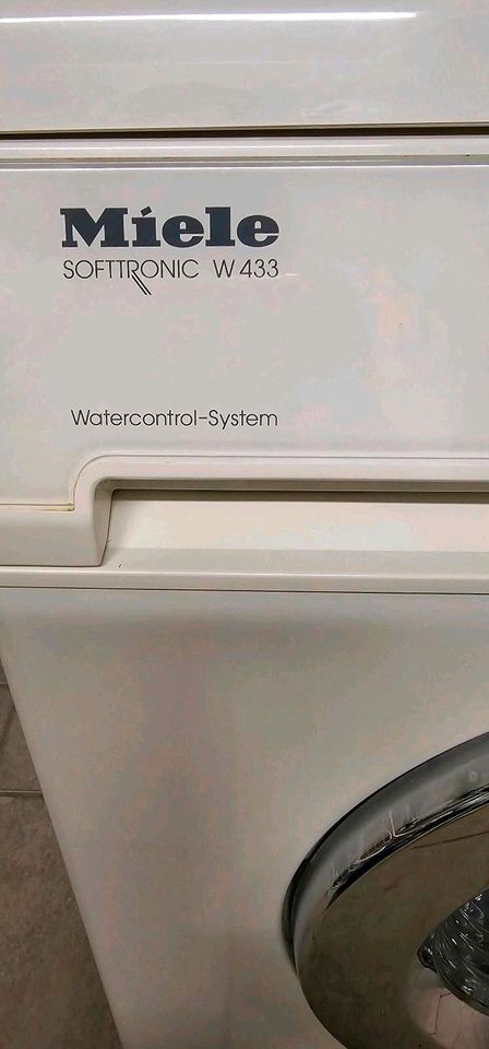 Waschmaschine Miele Softtronic W433 in Korschenbroich