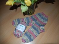 Selbstgestrickte Damen Socken Strümpfe Gr. 40/41 Schleswig-Holstein - Ellerau  Vorschau