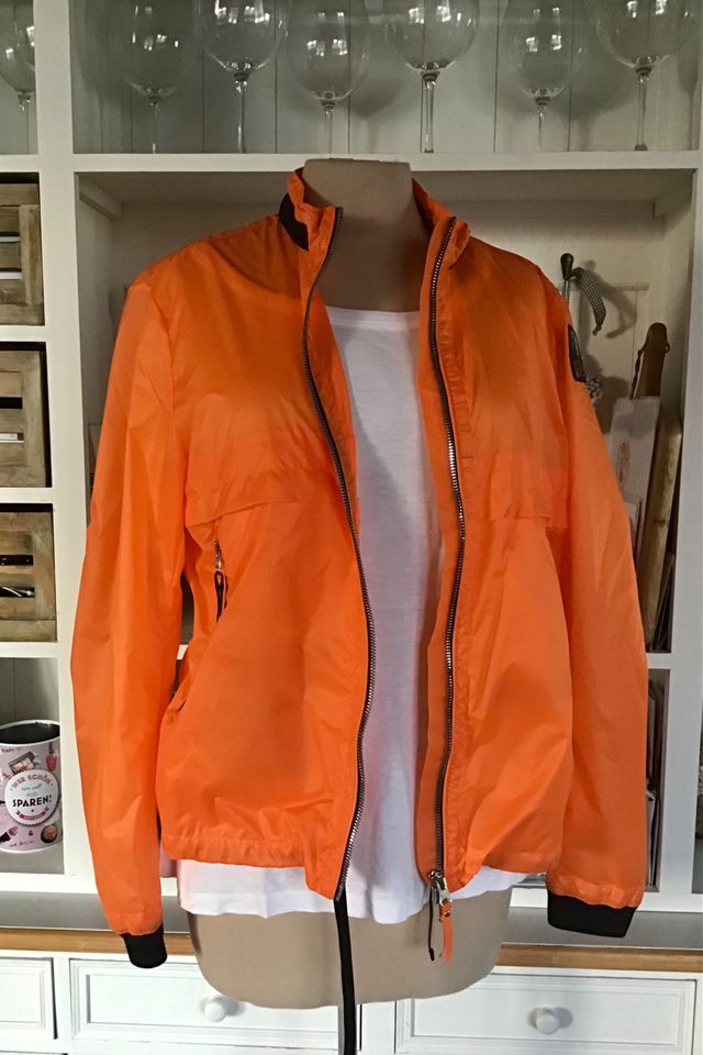 PARAJUMPERS Wind&Regenjacke Jacke orange S neu in Rechberghausen