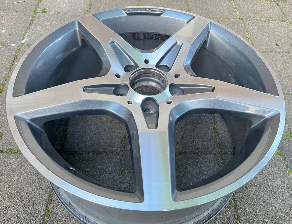 1x 18 Zoll AMG Felge Mercedes Benz SLK SLC R172 A1724012602 in Ludwigshafen