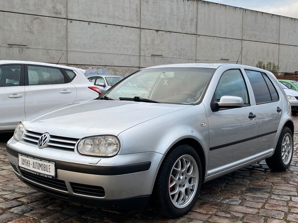 Volkswagen Golf 1.6 EDITION / HU 11.2025+S-Dach+SHZG+EPH / in Berlin